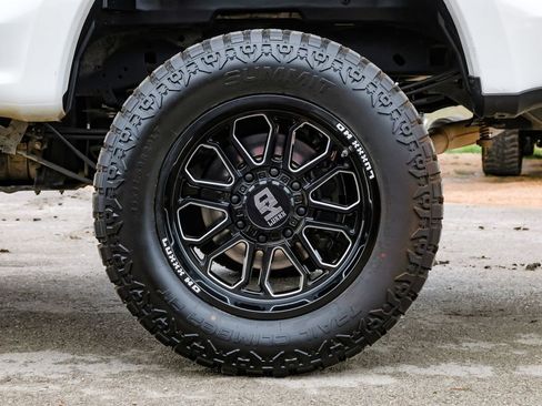 Used 2020 Ford F250 Lariat image 63