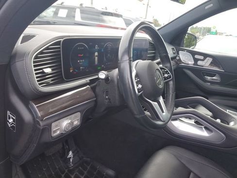 Used 2020 Mercedes-Benz GLS 450 4MATIC image 20