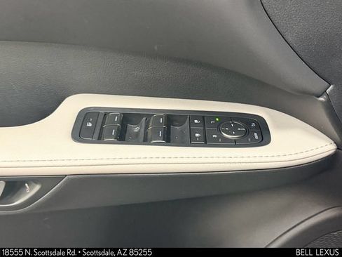 Used 2025 Lexus RX 350h w/ Convenience Package AWD/4WD image 17