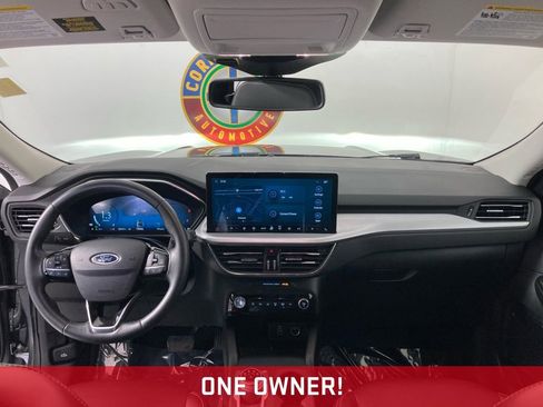 Used 2024 Ford Escape Platinum image 7