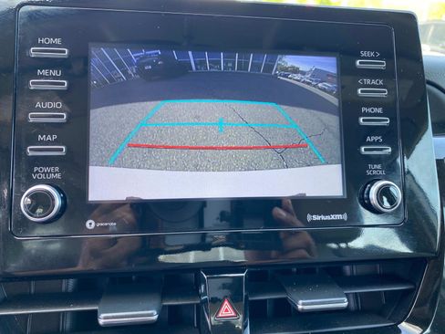 Used 2023 Toyota Camry SE image 11