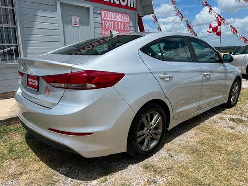 Used 2017 Hyundai Elantra Value Edition w/ Cargo Package FWD image 7