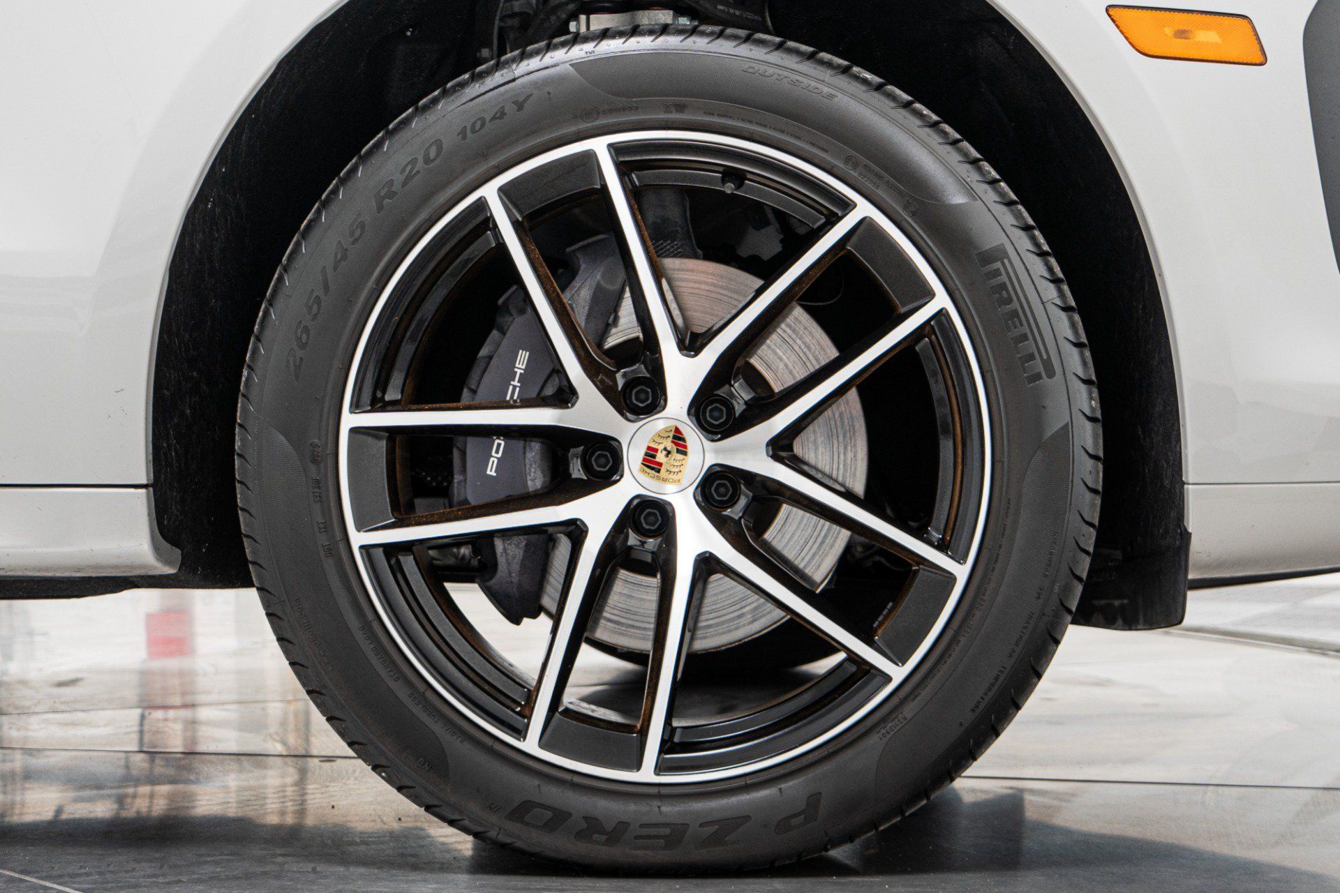 Used 2026 Porsche Macan AWD/4WD image 45