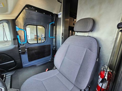 Used 2024 RAM ProMaster 3500 FWD image 21
