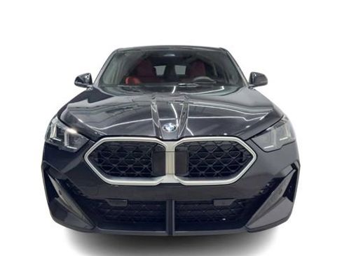 Used 2025 BMW X2 xDrive28i AWD/4WD image 6