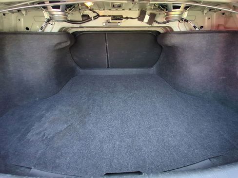 Used 2025 Nissan Sentra SV FWD image 28