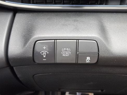 Certified 2025 Hyundai Elantra SEL FWD image 25