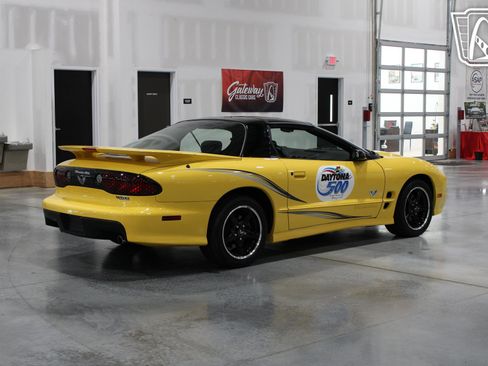 Used 2002 Pontiac Firebird Trans Am w/ SLP Firehawk Pkg image 12