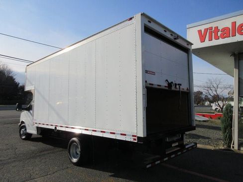 Used 2018 Ford F450 XL w/ Power Equipment Group RWD image 27
