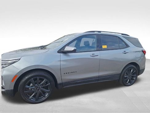 Certified 2024 Chevrolet Equinox RS image 16
