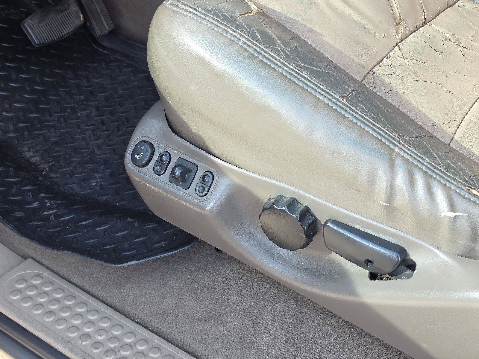 Used 2004 Ford Excursion Eddie Bauer AWD/4WD image 12