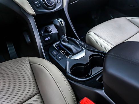 Used 2018 Hyundai Santa Fe Sport image 5