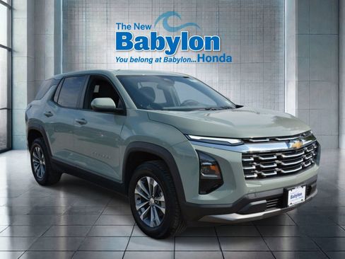 Used 2026 Chevrolet Equinox LT AWD/4WD image 6
