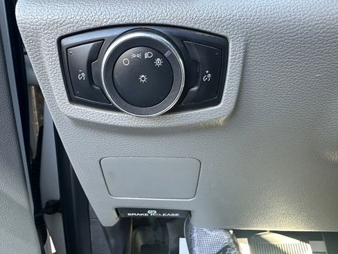 Used 2017 Ford F350 XL w/ Power Equipment Group image 12