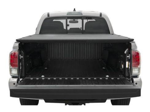 Used 2018 Toyota Tacoma Limited image 9