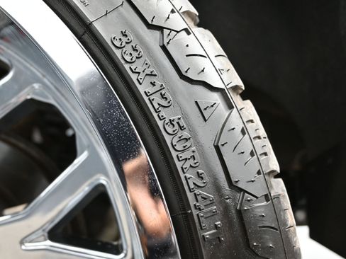 Used 2021 GMC Sierra 2500 AT4 w/ AT4 Preferred Package image 43