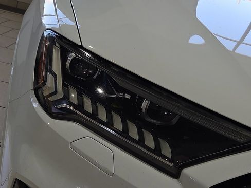 Used 2021 Audi SQ7 Prestige w/ Prestige Package AWD/4WD image 7