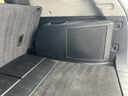 Used 2017 Chevrolet Equinox LT w/ Convenience Package image 24