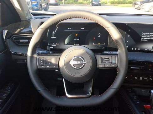 New 2026 Nissan Kicks SR w/ SR Premium Package AWD/4WD image 12