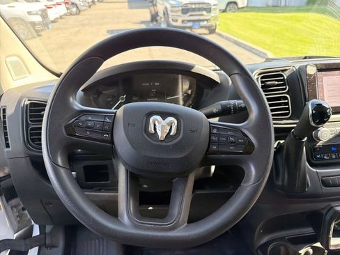 Used 2025 RAM ProMaster 3500 w/ Convenience Group FWD image 11