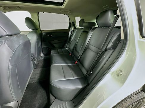 Used 2023 Nissan Rogue SV w/ SV Premium B Package image 29