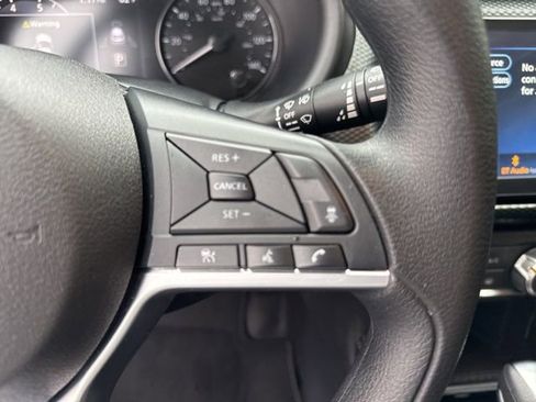 Used 2024 Nissan Kicks SV w/ Interior Electronics Package FWD image 19