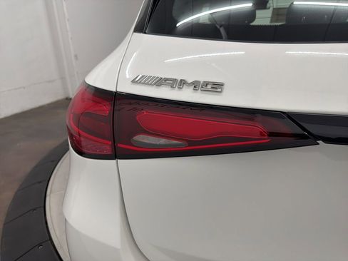 New 2026 Mercedes-Benz GLC 43 AMG 4MATIC image 11