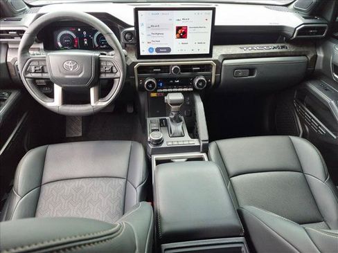 Used 2024 Toyota Tacoma Limited AWD/4WD image 17