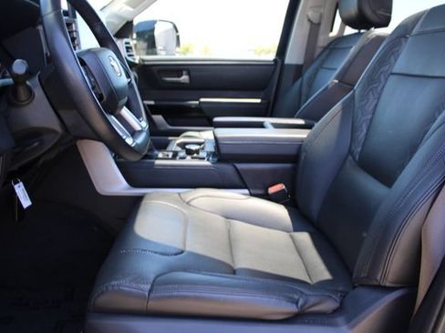 Used 2022 Toyota Tundra Limited AWD/4WD image 35