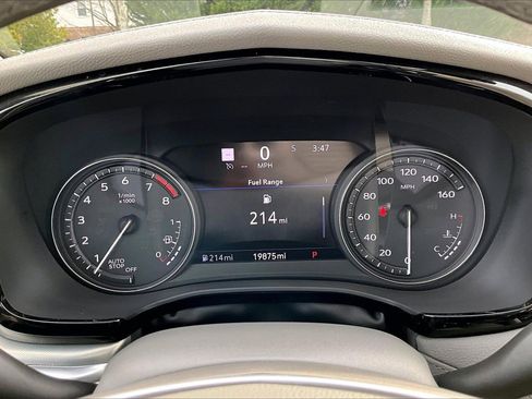 Used 2024 Cadillac XT5 Premium Luxury w/ Technology Package image 10