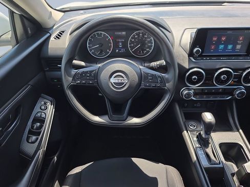 Used 2024 Nissan Sentra S FWD image 47
