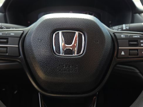Certified 2025 Honda Accord SE image 28