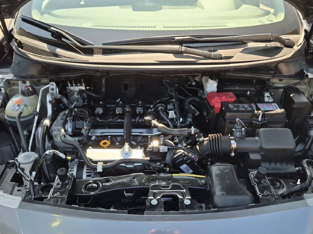 Certified 2025 Nissan Versa SR w/ Trunk Package FWD image 32