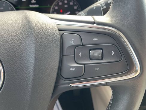 Used 2023 Buick Envision Avenir AWD/4WD image 20