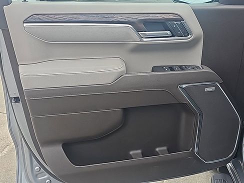 New 2026 GMC Sierra 1500 SLT w/ SLT Premium Plus Package image 11