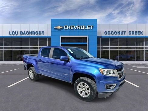 Used 2018 Chevrolet Colorado LT w/ LT Convenience Package image 2
