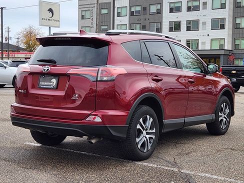 Used 2018 Toyota RAV4 LE w/ All Weather Liner Package image 9