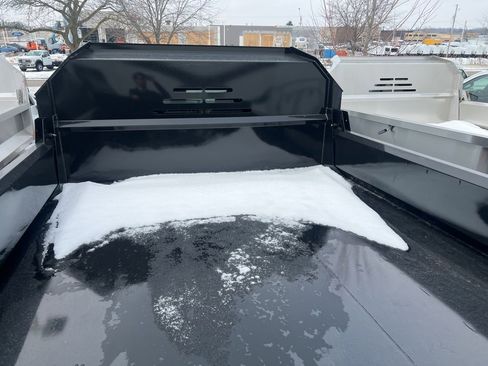 New 2025 GMC Sierra 3500 Pro w/ Convenience Package image 8