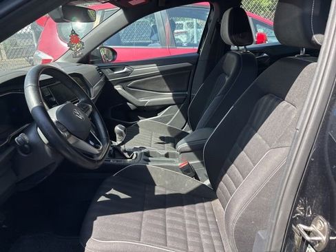 Used 2022 Volkswagen Jetta Sport w/ Driver Assistance Package FWD image 7