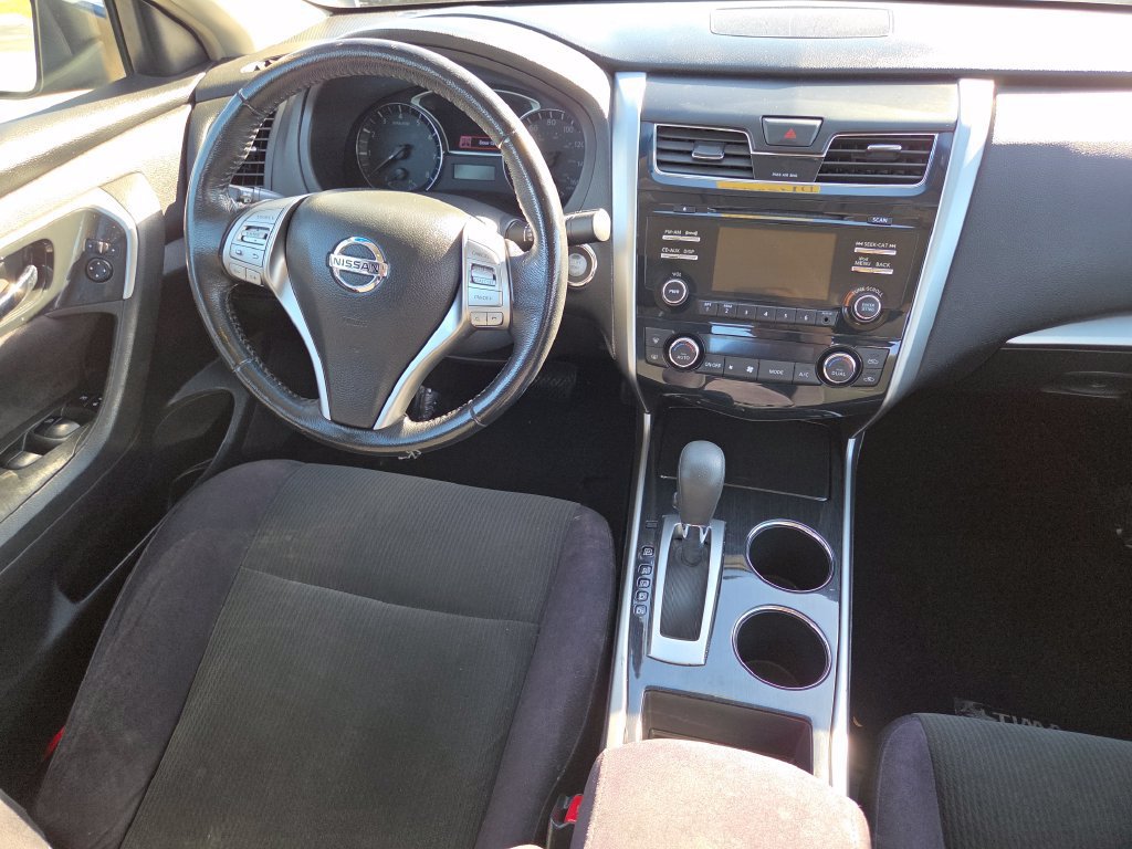 Used 2013 Nissan Altima 2.5 SV FWD image 26