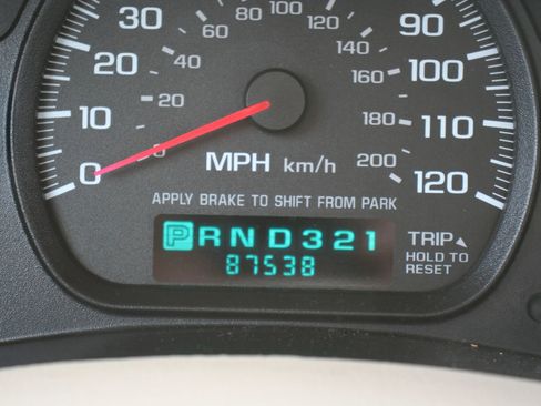 Used 2005 Chevrolet Impala LS w/ Sun And Sound Package image 5