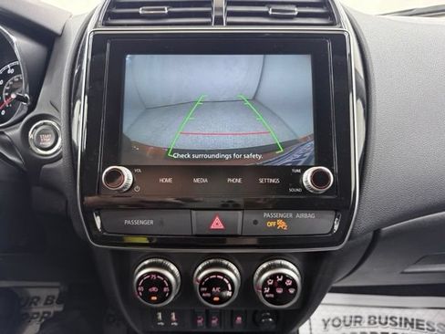 Used 2025 Mitsubishi Outlander Sport SE AWD/4WD image 27