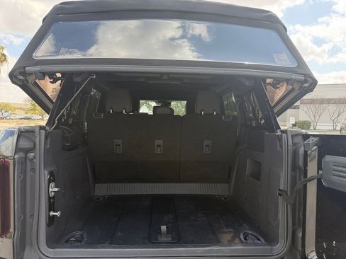 Used 2022 Ford Bronco Black Diamond image 19