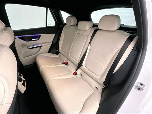 Certified 2023 Mercedes-Benz GLC 300 image 18