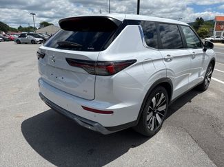 Used 2025 Mitsubishi Outlander SE AWD/4WD video 3