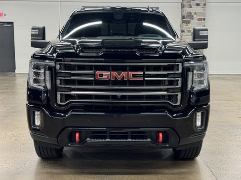 Used 2020 GMC Sierra 3500 AT4 w/ AT4 Premium Package AWD/4WD image 2