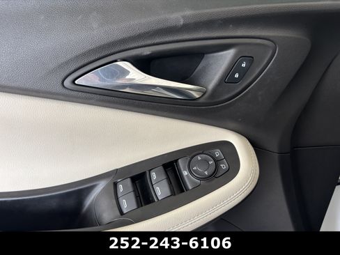Used 2023 Buick Encore GX Select FWD image 12