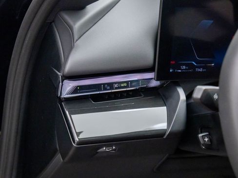 Certified 2025 BMW 540i xDrive image 20