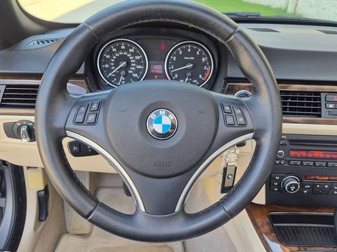 Used 2010 BMW 328i Convertible RWD image 40