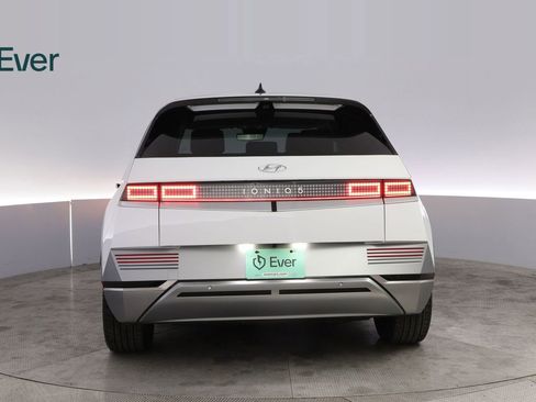 Used 2024 Hyundai Ioniq 5 Limited RWD image 15